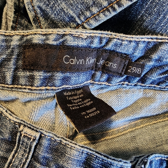 Calvin Klein. Y2K, 100% Cotton, relaxed boot cut jeans. Size: 29/8 - Picture 5 of 9